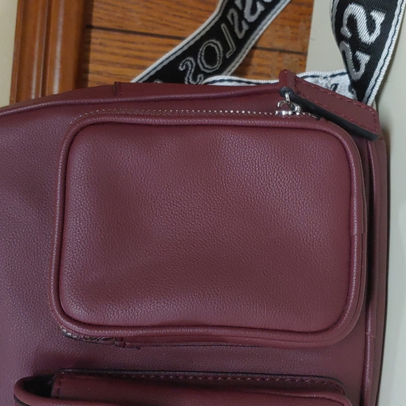 Guess Mini Backpack Bag - Picture 5 of 16